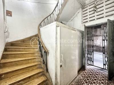 ផ្សារចាស់, ដូនពេញ, ភ្នំពេញ