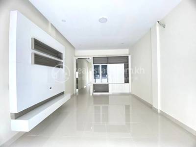 និរោធ, ច្បារអំពៅ, ភ្នំពេញ