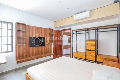  , Phsar Chas, Daun Penh, Phnom Penh