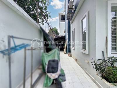 ព្រែកឯង, ច្បារអំពៅ, ភ្នំពេញ