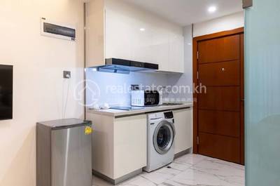  R8, Srah Chak, Daun Penh, Phnom Penh