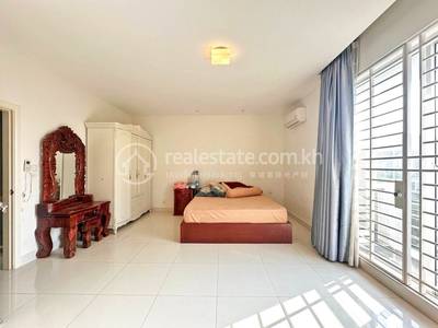 Nirouth, Chbar Ampov, Phnom Penh