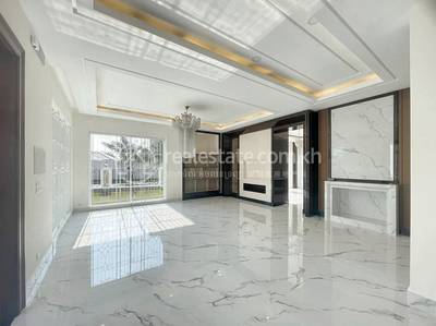 Borey Peng Huoth: The Star Platinum Eco Melody