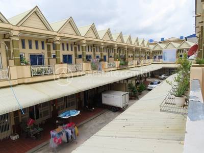 Chaom Chau, Por Sen Chey, Phnom Penh