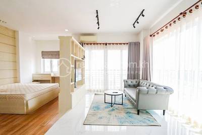 PS Crystal Condominium