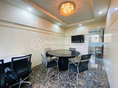 ទន្លេបាសាក់, ចំការមន, ភ្នំពេញ