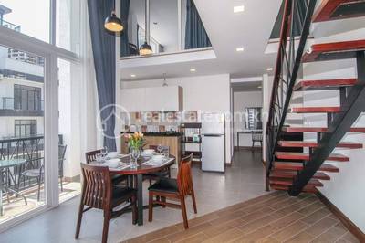 Lin Ellis Apartment