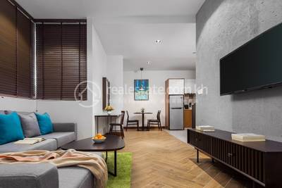 Lin Ellis Apartment