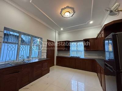  , ទឹកថ្លា, សែនសុខ, ភ្នំពេញ