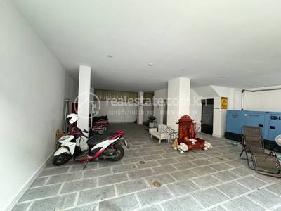 ផ្សារដើមគរ, ទួលគោក, ភ្នំពេញ