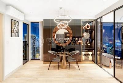 The Flora Suites