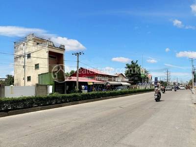 ទឹកថ្លា, សែនសុខ, ភ្នំពេញ