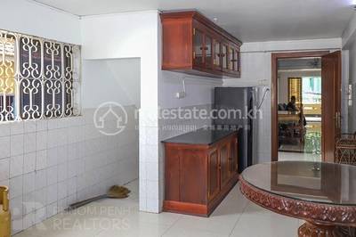  , Chakto Mukh, Daun Penh, พนมเปญ