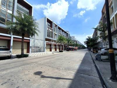 Preaek Ta Sek, Chroy Changvar, Phnom Penh