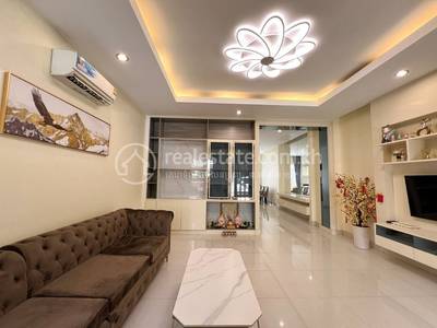 Borey Peng Huoth : The Star Platinum Mercurean II