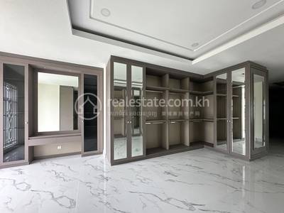 Borey Peng Huoth: The Star Platinum Eco Delta