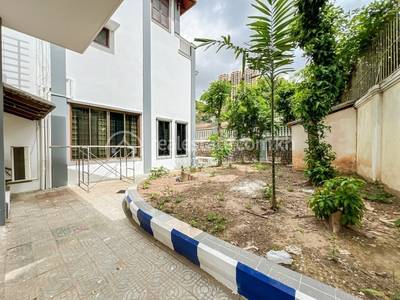     , Tonle Bassac, Chamkarmon, プノンペン