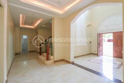   , ទន្លេបាសាក់, ចំការមន, ភ្នំពេញ