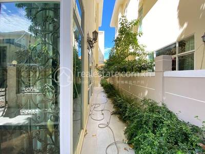   , Tonle Bassac, Chamkarmon, Phnom Penh