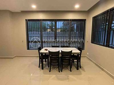 598 598, ច្រាំងចំរេះ១, ឫស្សីកែវ, ភ្នំពេញ