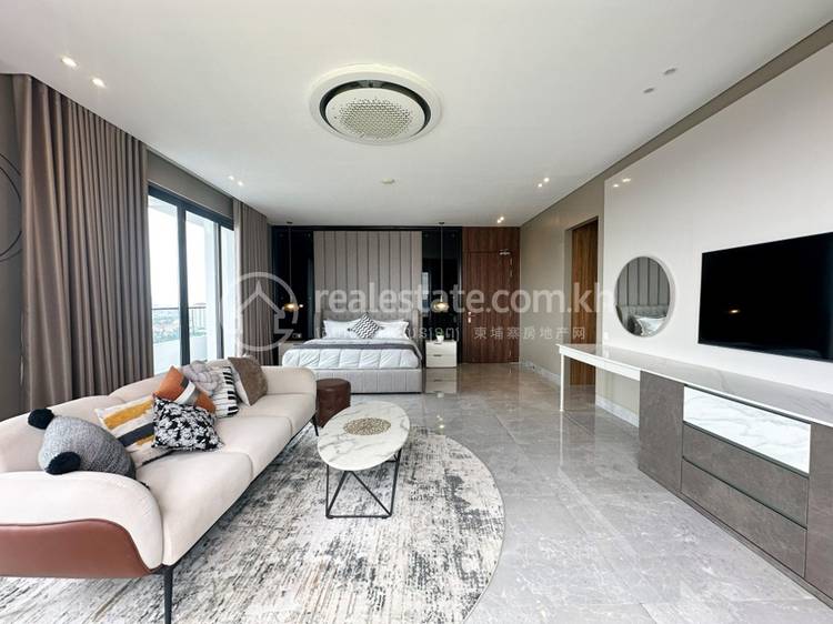 Grand Condo 7