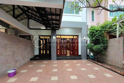   , Tonle Bassac, Chamkarmon, Phnom Penh