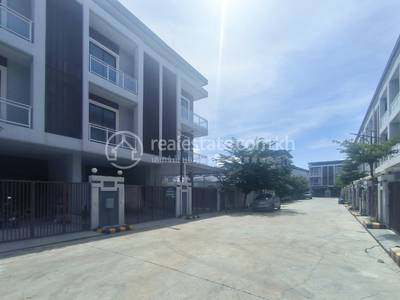 បុរី ឡាផាម