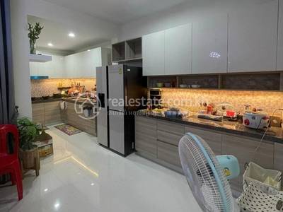 Borey Peng Huoth: The Star Platinum Eco Delta