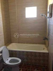 135 កែង 496 28, ផ្សារដើមថ្កូវ, ចំការមន, ភ្នំពេញ
