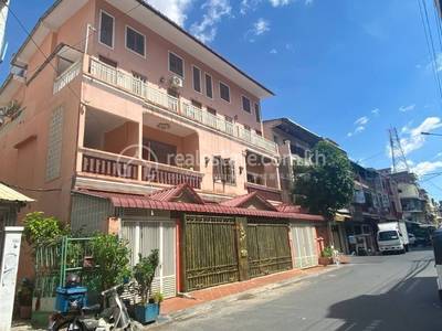    , Boeung Prolit, 7 Макара, Пномпень