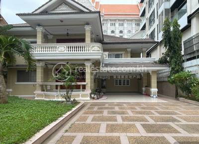    , Tonle Bassac, Chamkarmon, พนมเปญ