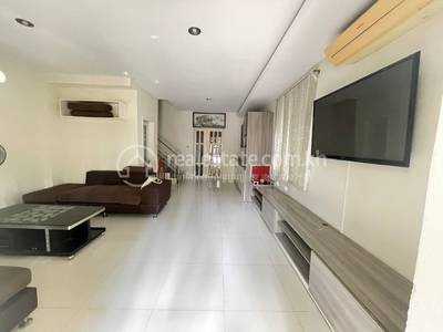 Borey Peng Huoth : The Star Platinum Mercurean II