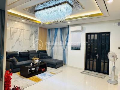 Borey Peng Huoth: The Star Mera Garden