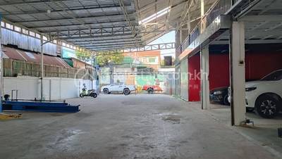  , ផ្សារដើមថ្កូវ, ចំការមន, ភ្នំពេញ