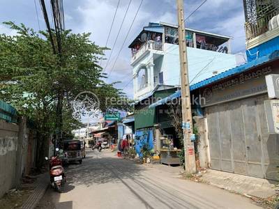 ស្ទឹងមានជ័យ, មានជ័យ, ភ្នំពេញ