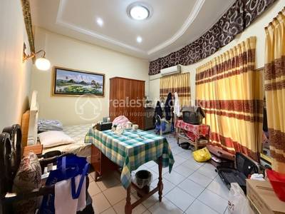  , ផ្សារកណ្តាល១, ដូនពេញ, ភ្នំពេញ
