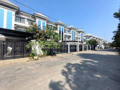  , Veal Sbov, Chbar Ampov, Phnom Penh