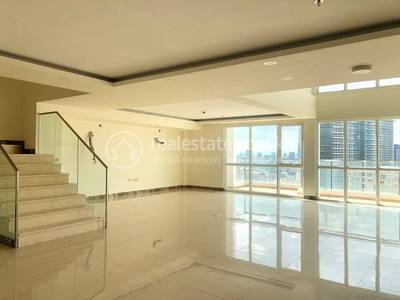     , Ou Ruessei 1, 7 Makara, Phnom Penh