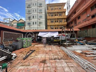    , Phsar Daeum Thkov, Chamkarmon, Phnom Penh
