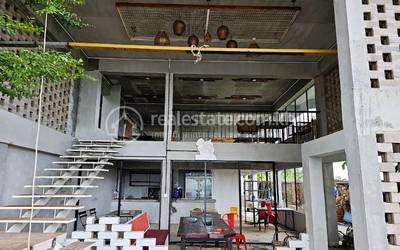 Chum Kriel, Tuek Chhou, Kampot