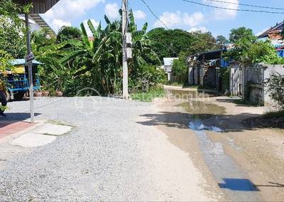 "Baek Chan", Angk Snuol, Kandal