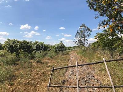 សង្កែសាទប, ឱរ៉ាល់, កំពង់ស្ពឺ