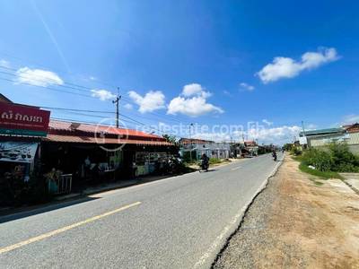 Mkak, Angk Snuol, Kandal