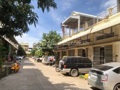 Trapeang Krasang, Por Sen Chey, Phnom Penh