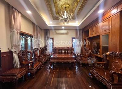 Borey Peng Huoth: The Star Platinum Mercurean I