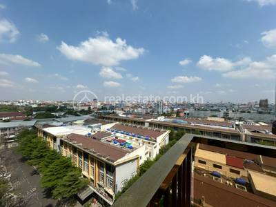 Orkide The Royal Condominium