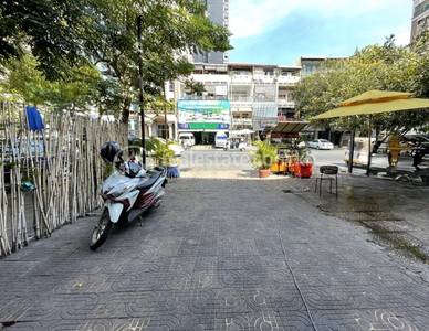    , ផ្សារដេប៉ូ១, ទួលគោក, ភ្នំពេញ