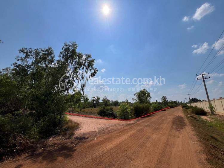 ត្រពាំងឬស្សី, កំពង់ស្វាយ, កំពង់ធំ