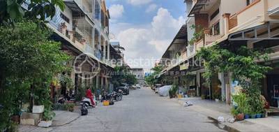 ព្រែកប្រា, ច្បារអំពៅ, ភ្នំពេញ