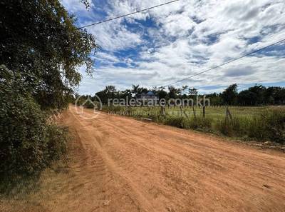 Ronak Ser, Sangkum Thmei, Preah Vihear
